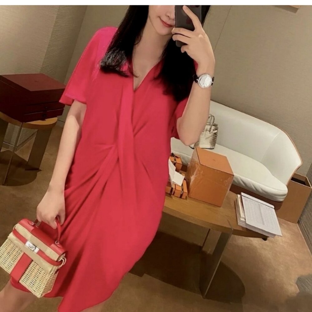 Lanvin Dress - Pink Crepe Loose Fit Twist Front Drape Dress (2015 Designer)